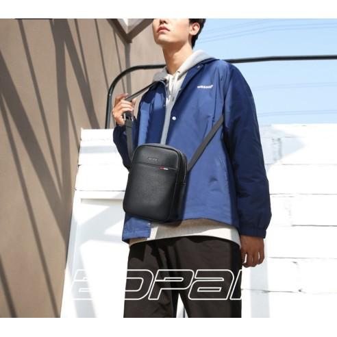 Δερμάτινο τσαντάκι ώμου Bopai 11-122591 μαύρο 2